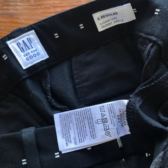 GAP Signature Skinny Ankle Pant, Black Geo Print - Picture 10 of 14